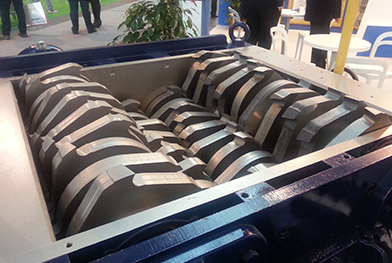 河南電子垃圾破碎機(jī)處理設(shè)備項(xiàng)目