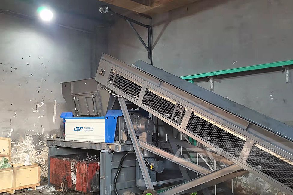 塑料桶破碎機現(xiàn)場視頻