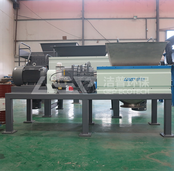 舊衣服破碎機(jī)