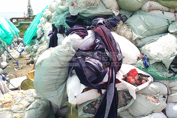 推積如山的廢布織物如何處理?織物破碎機成完美解決方案