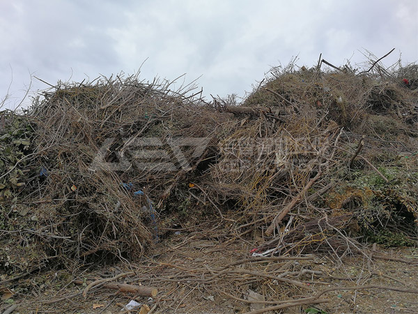 園林垃圾破碎設(shè)備，園林綠化垃圾粉碎處理工藝流程