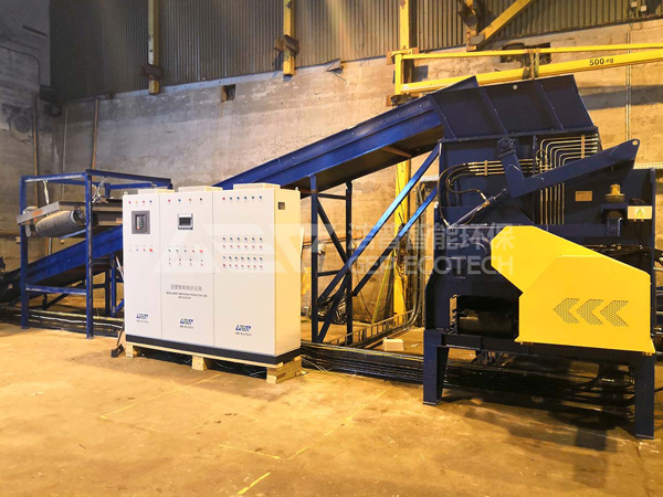 塑料破碎生產(chǎn)線設(shè)備，大型塑料破碎生產(chǎn)線