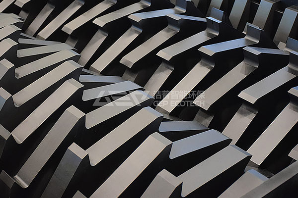 剪切式破碎機技術(shù)參數(shù)，雙軸剪切式破碎機工作原理介紹