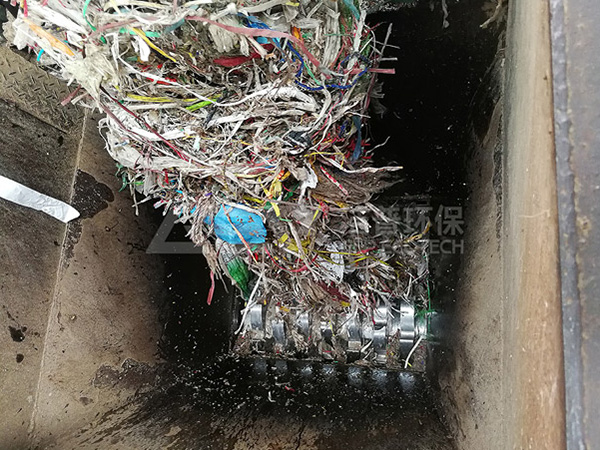 造紙廠廢料如何處理？紙廠廢料破碎處理系統(tǒng)為您助力