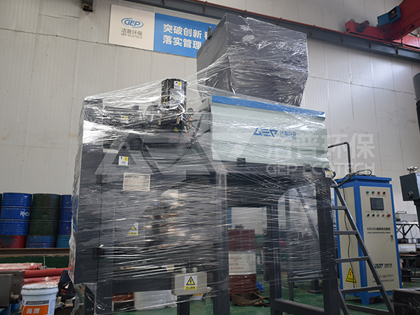 廢舊線路板粉碎機(jī)