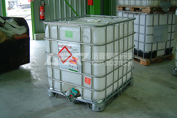 塑料桶破碎機多少錢一臺？塑料桶破碎機全套設(shè)備